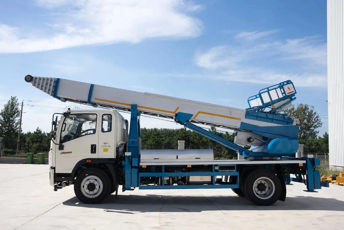 缙云县云梯上料车租赁费用